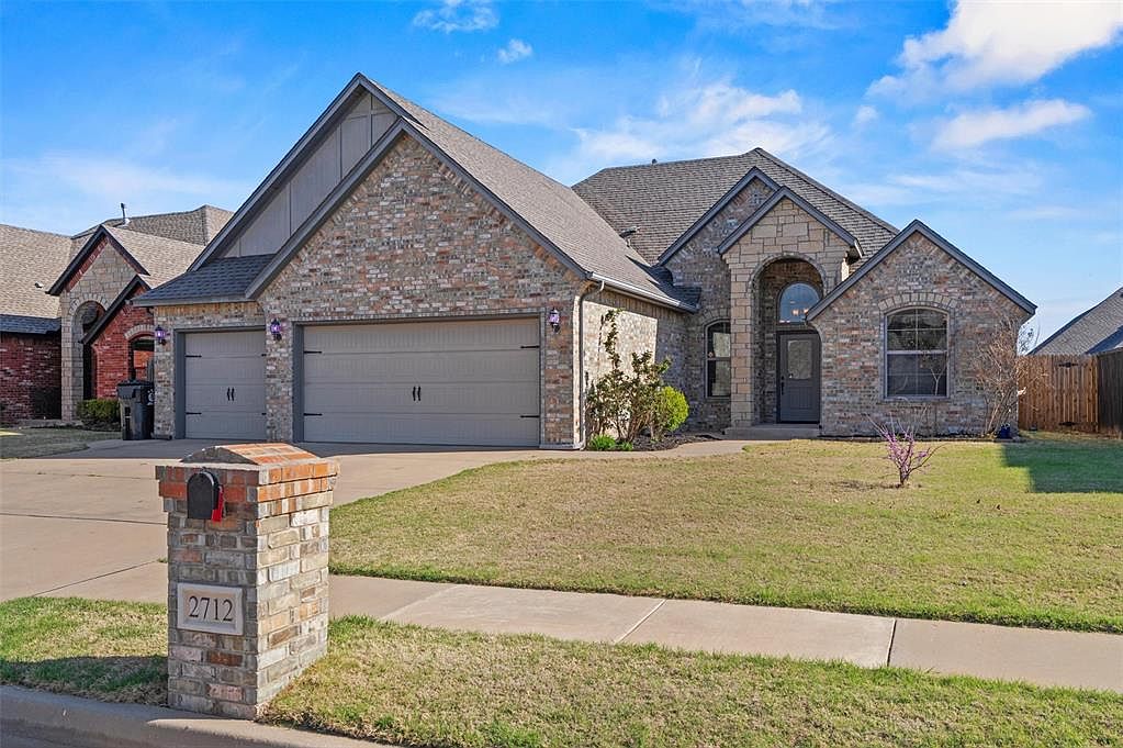 2712 Kathleens Xing, Yukon, OK 73099 | Zillow