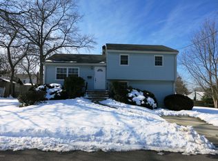 140 12th St, Middletown, NJ 07748
