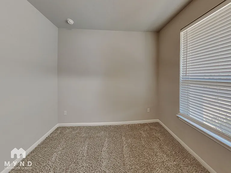 705 Hays Hill Dr — Photo 11