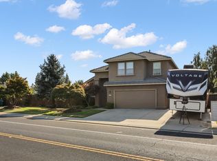 850 Evergreen Dr, Lodi, CA 95242