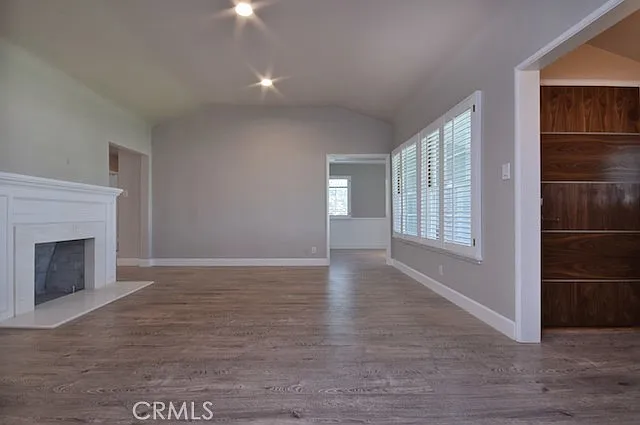 4423 Ethel Ave — Photo 6