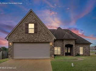 900 Falcon St, Senatobia, MS 38668