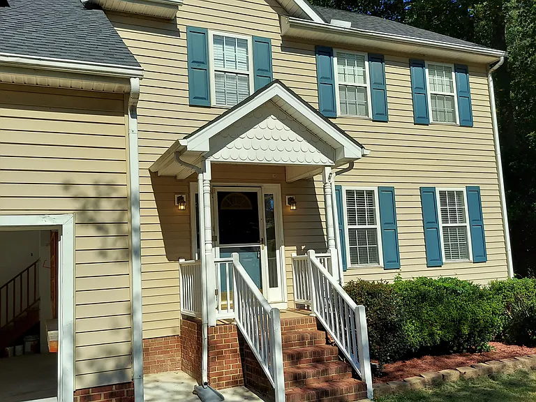 224 Crossfire Rd — Photo 1