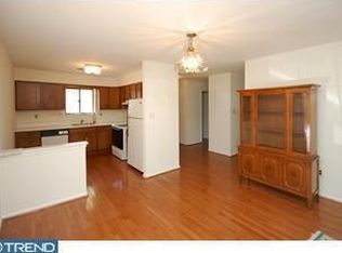 152 Eaton Dr, Wayne, PA 19087