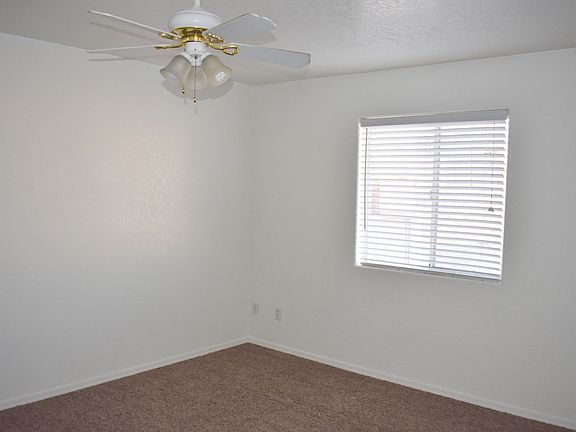 4th image of 2815 Palisades Dr #P2815-101
