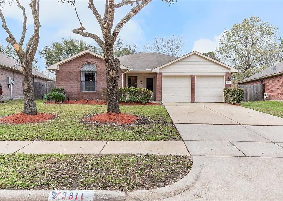 1st image of 3811 Apple Hollow Ln