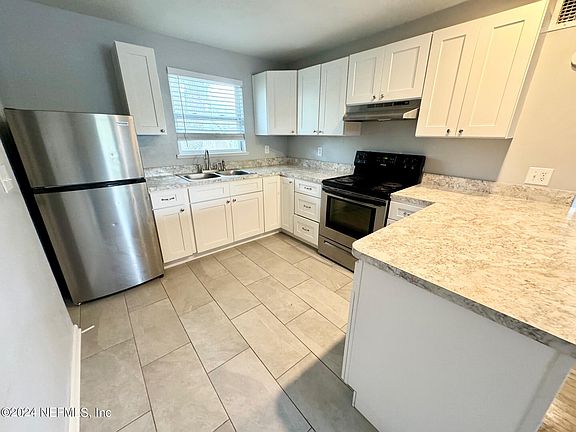 2nd image of 3337 Drew St APT 3