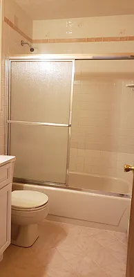 Rented by Lot & Units Realty Inc | media 25