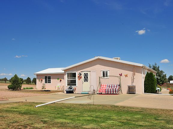 2nd image of 720 Dora Celeste Dr