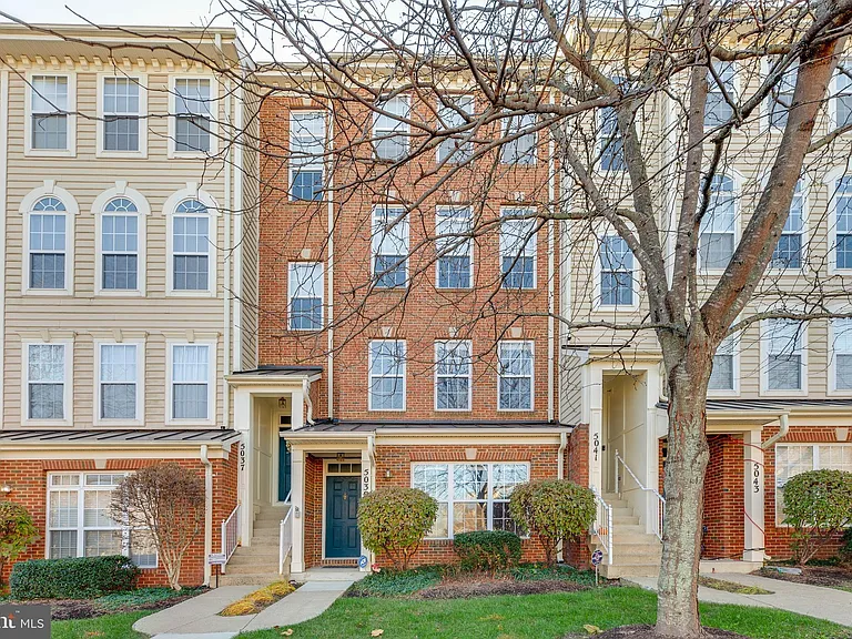 5039 Anchorstone Dr #5039 — Photo 1