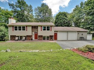 14 East Rd, Wallkill, NY 12589