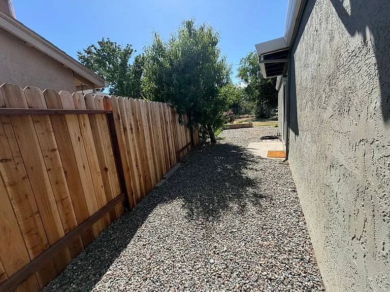 5061 Shell St — Photo 34