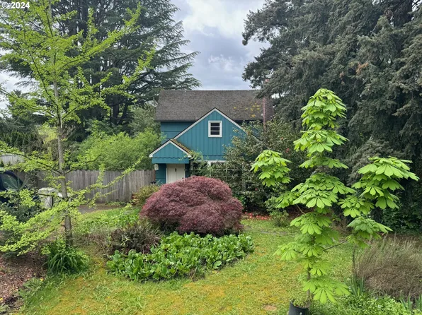 3920 SE Lake Rd, Milwaukie, OR 97222