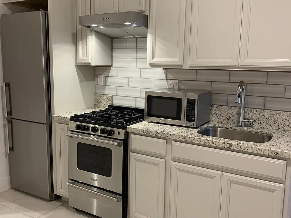 36 E Stefano Ave