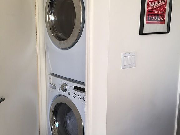 4th image of 524 Manhattan Ave APT 3A