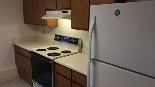 4th image of 3617 Palatine Ave N APT 3