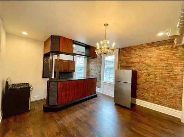 301 E Carson St Floor 1, Pittsburgh, PA 15219