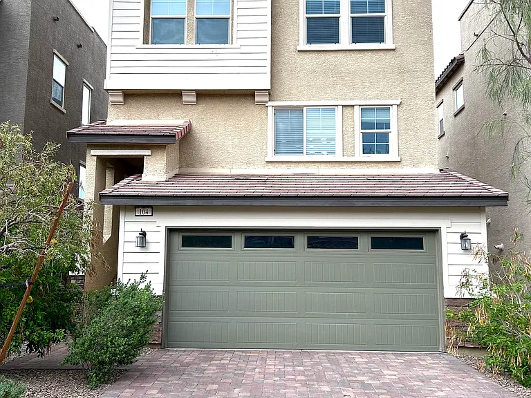 104 Campbelltown Ave — Photo 2