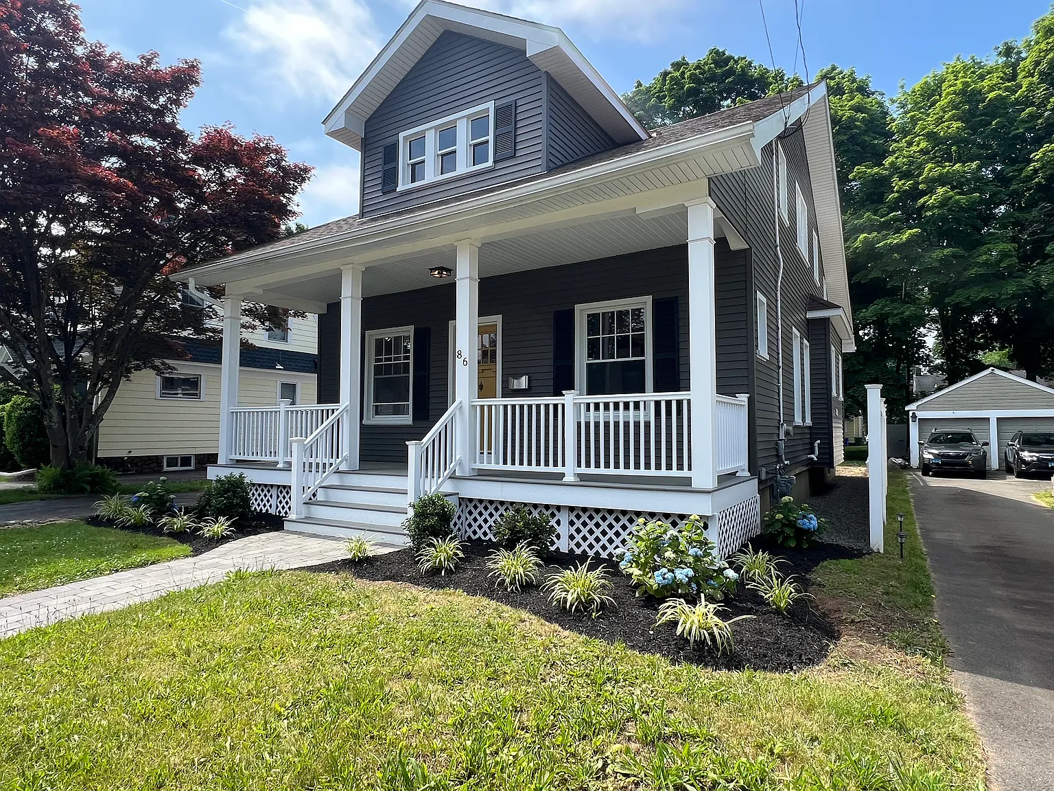 4 bed, 2100 sqft, $3,300 — Photo 1