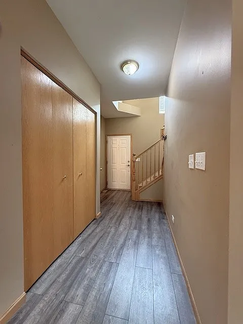 2 bed, 2.5 bath, 1250 sqft, $2,100 — Photo 2