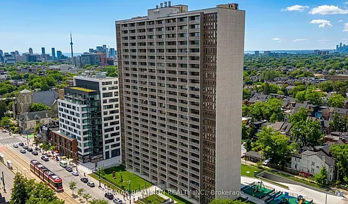 666 Spadina Ave Photo 1