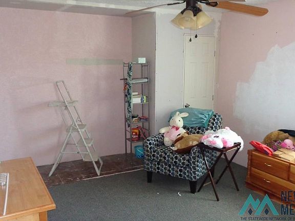 5th image of 804 N 4th St