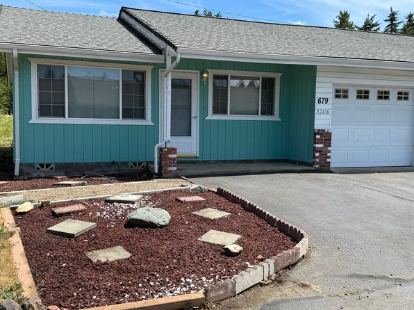 679 McKinley Ave, Cottage Grove, OR 97424