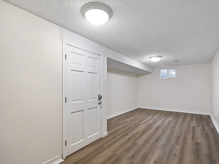 8150 Ames Way — Photo 5