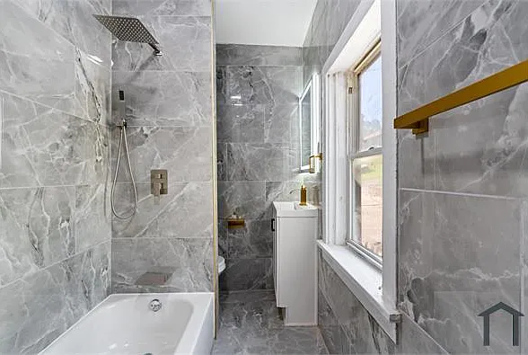 415 Mills Ave — Photo 3