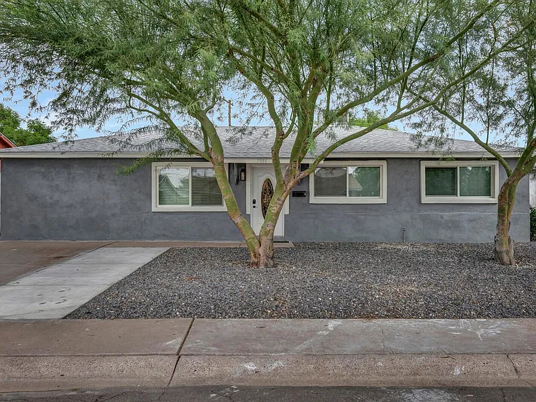 7846 E Belleview St — Photo 3
