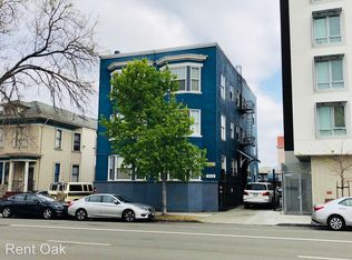 666 17th St APT 5, Oakland, CA 94612