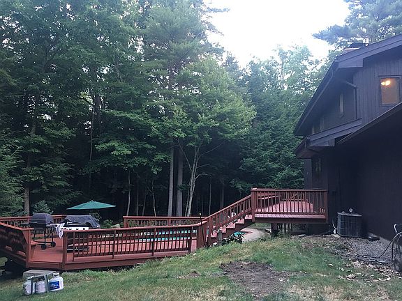 4th image of 12 Elijah Hill Ln