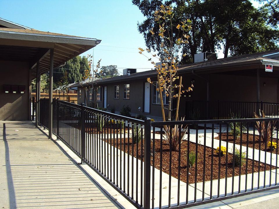 Building Photo 3