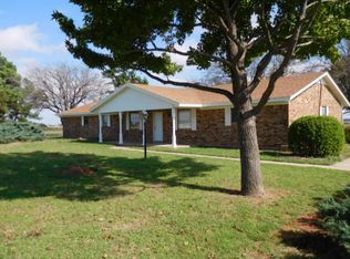 5 Gilbert Rd, Burkburnett, TX 76354