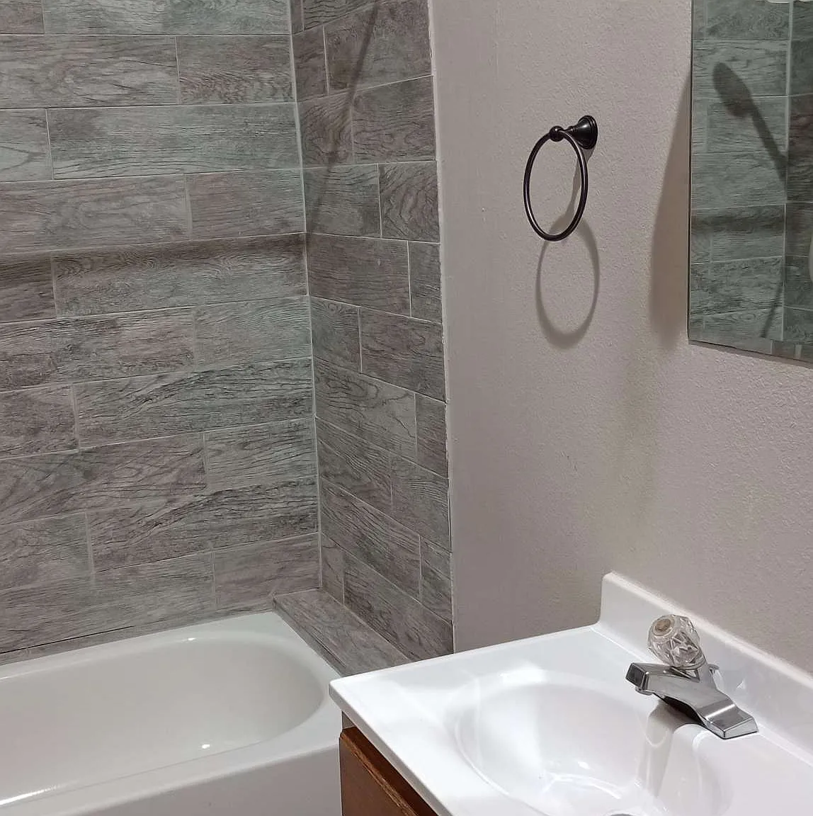 Red Door Apartments — Photo 3