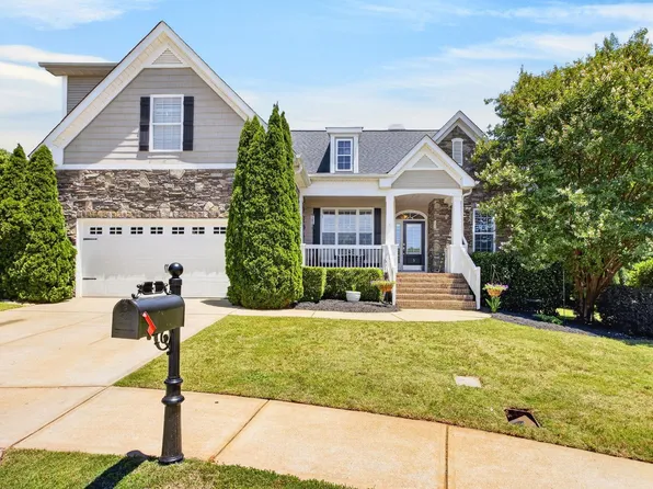5 Boxford Ct, Greer, SC 29650