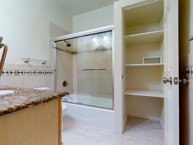 601 Stockton St #8 — Photo 11