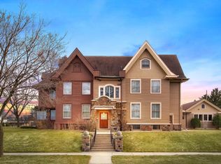 1428 Main St, La Crosse, WI 54601