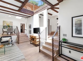 9625 Highland Gorge Dr, Beverly Hills, CA 90210