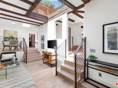 9625 Highland Gorge Dr, Beverly Hills, CA, 90210