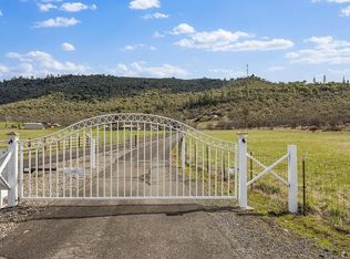 12850 Agate Rd, Eagle Pt, OR 97524