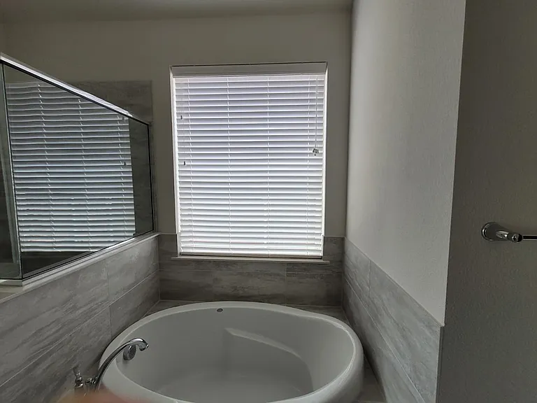 1705 Snapdragon Ct — Photo 32