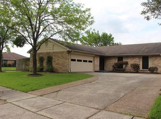 9723 Shell Rock Rd, La Porte, TX 77571