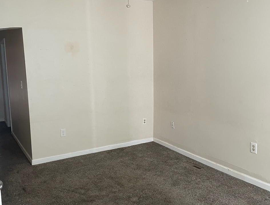 1st image of 22 Mariner St #1