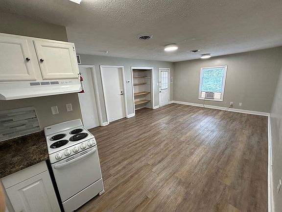 3rd image of 335 W State St
