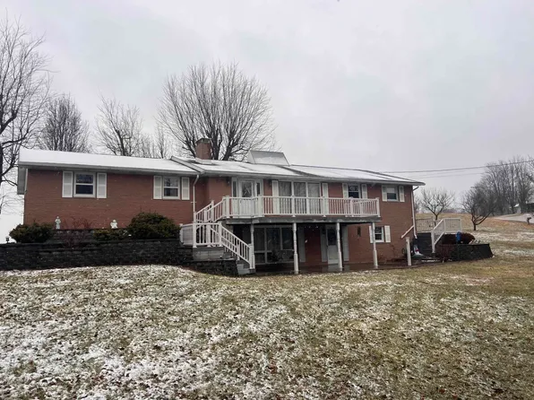 3767 S 1025th Rd E, Birdseye, IN 47513