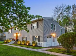 3 Scofield Rd, Beacon, NY 12508