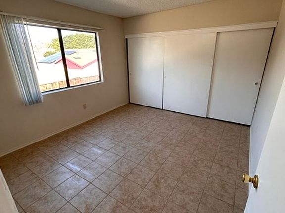 4th image of 1901 N Spurgeon St APT 15