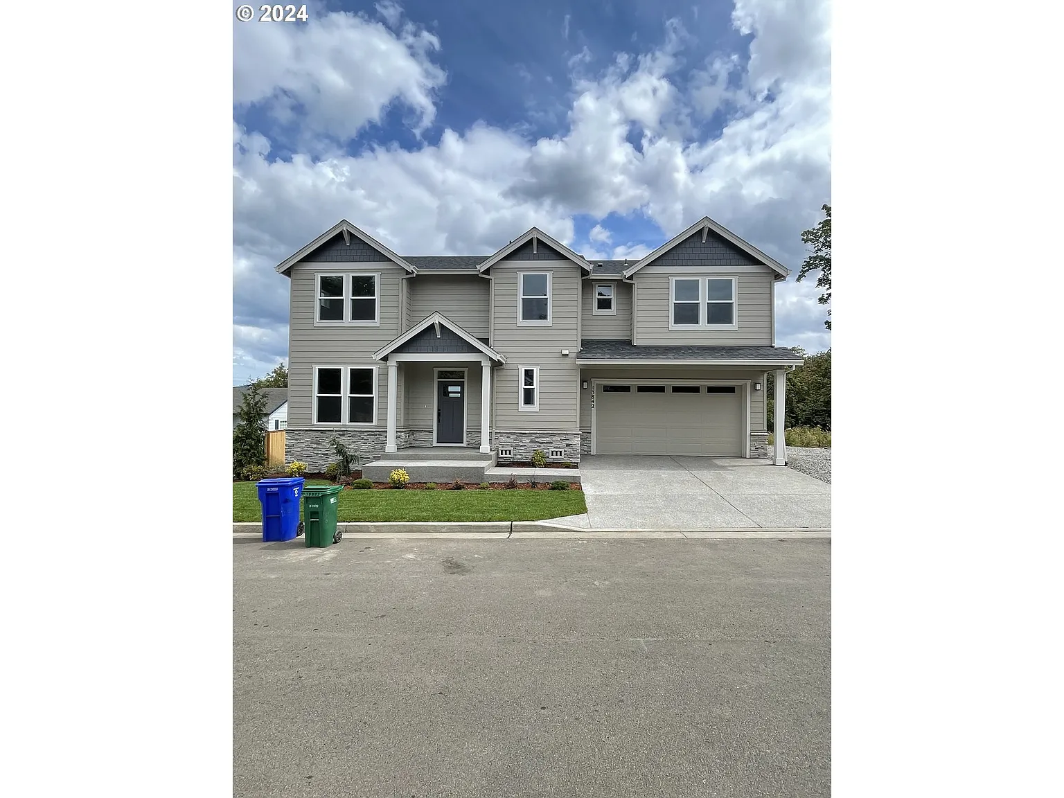 13842 SE Piper Cub Way photo 1