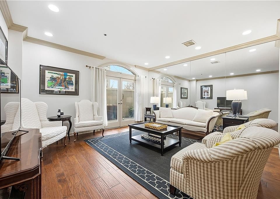 1st image of 2499 Peachtree Rd NE APT 108